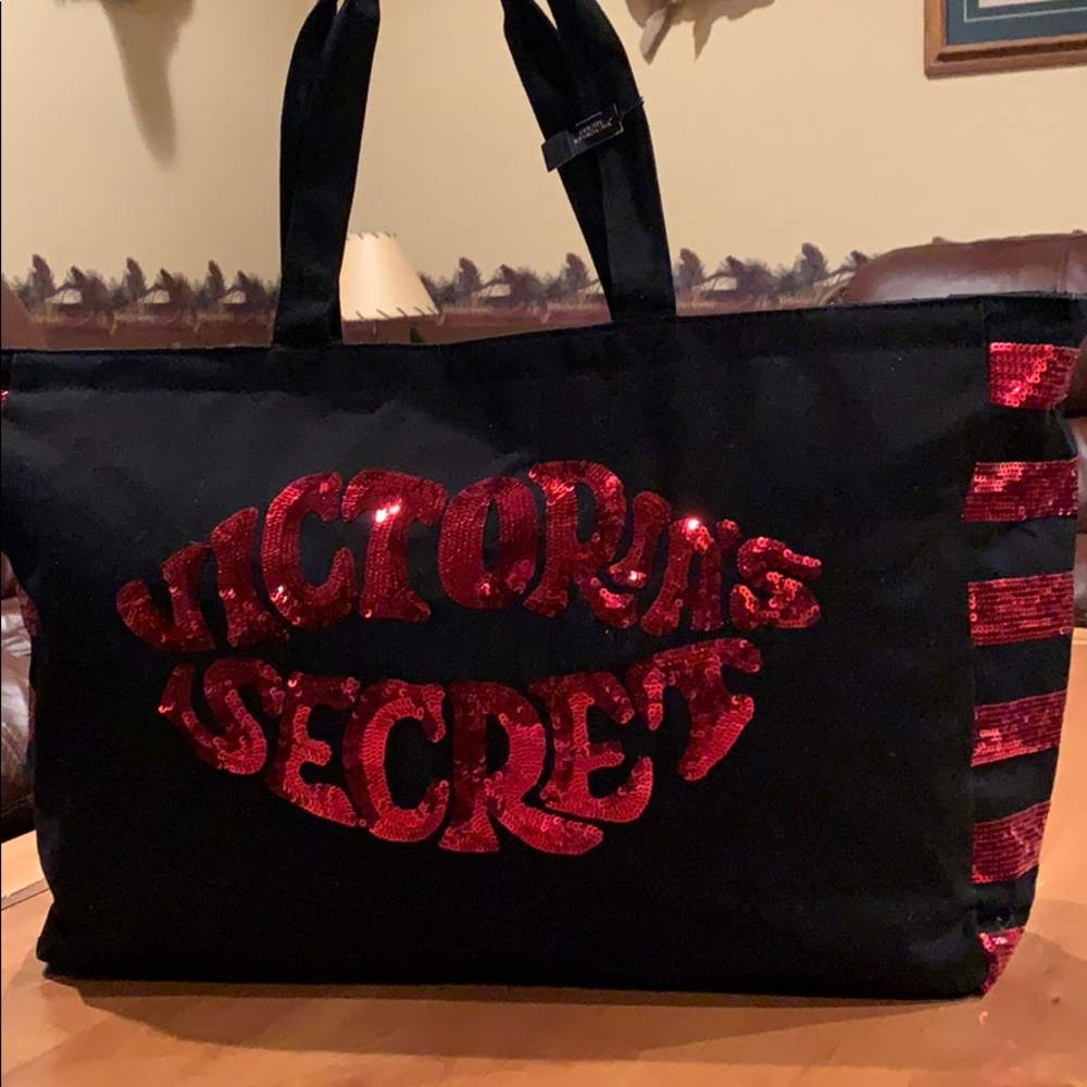 Victoria’s Secret Tote bag